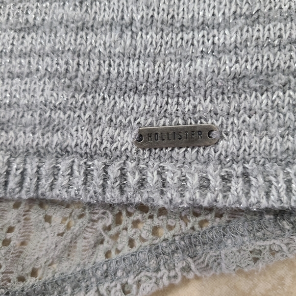 Hollister sweater - Picture 4 of 4